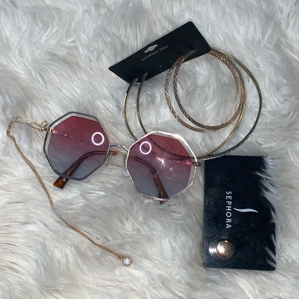 Accessories bundle - Picture 3 of 9